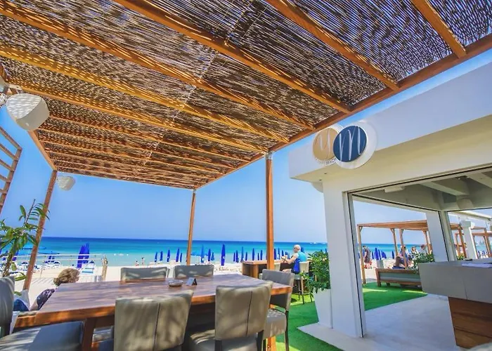 Golden Star Aparthotel